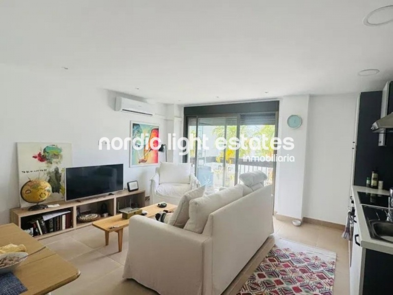 Moderno apartamento reformado con parking a 3 minutos de la playa