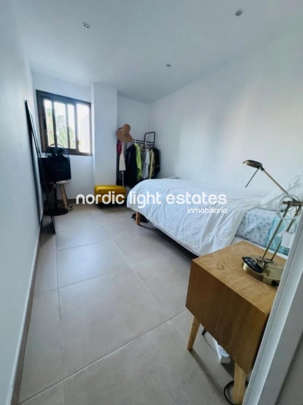 Moderno apartamento reformado con parking a 3 minutos de la playa