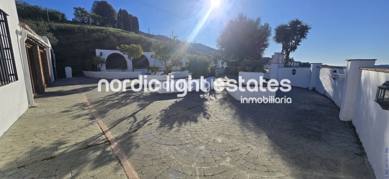Extraordinaria casa de campo con una zona exterior maravillosa