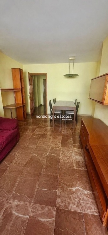 Bright apartment with parking space, terrace and swimming pool 