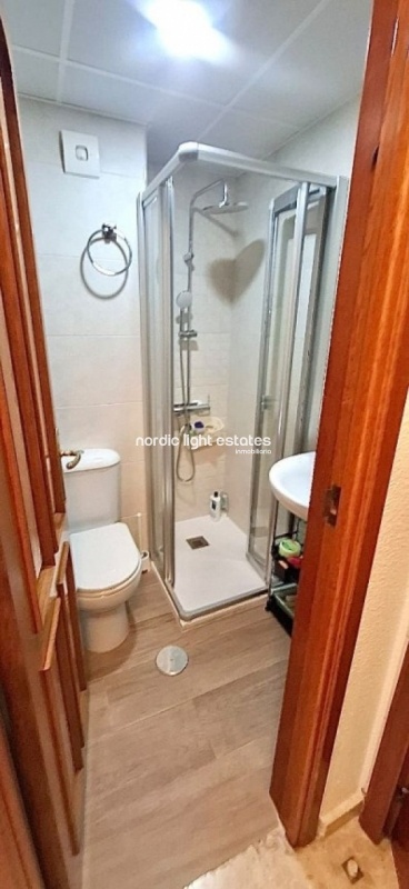 Bright apartment with parking space, terrace and swimming pool 