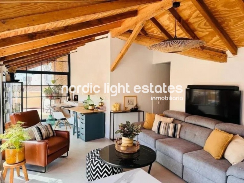 Truly unique penthouse in the historic centre 