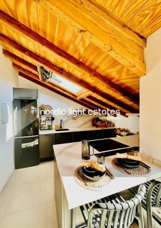 Truly unique penthouse in the historic centre 