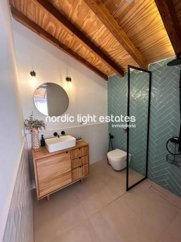 Truly unique penthouse in the historic centre 