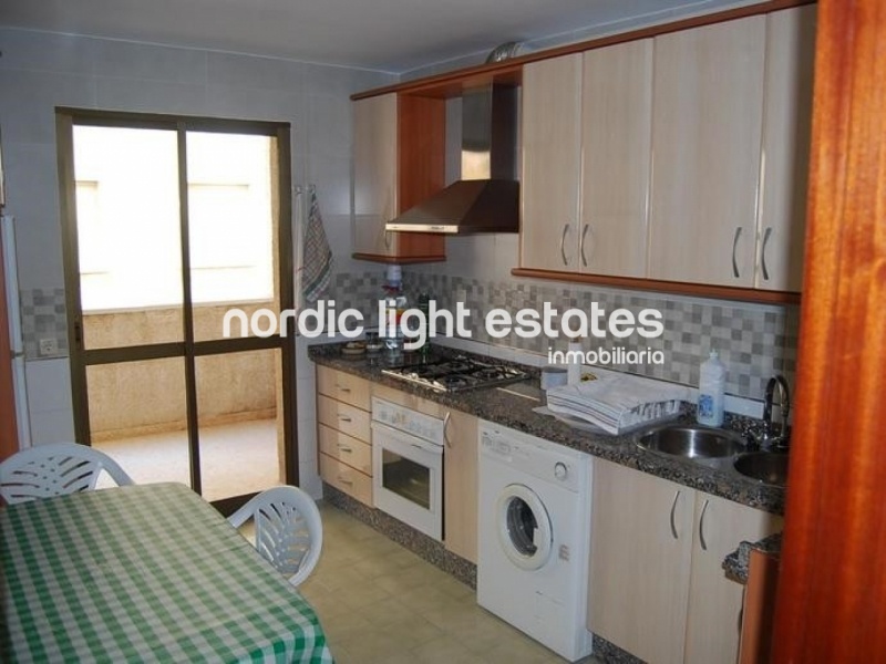 Similar properties Large apartment with 4 bedrooms next to the sea