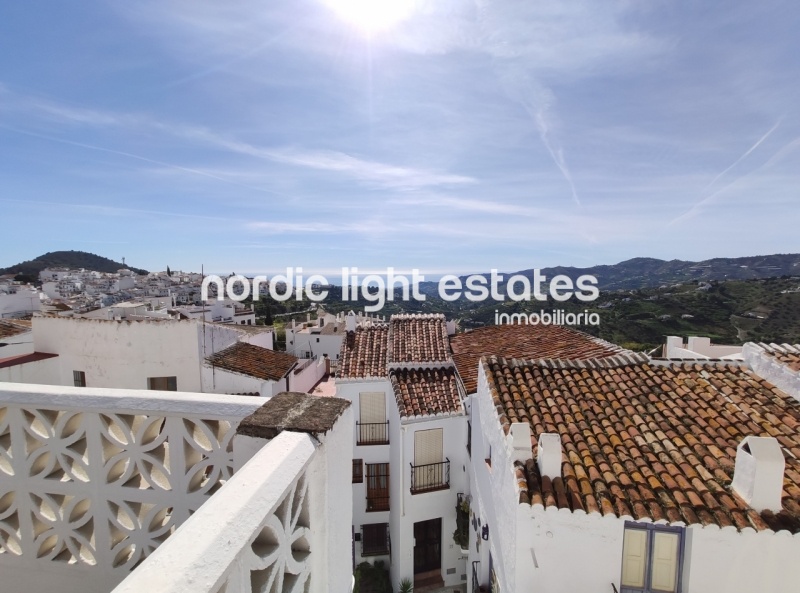 Similar properties Singular townhouse in the old centre of Frigiliana