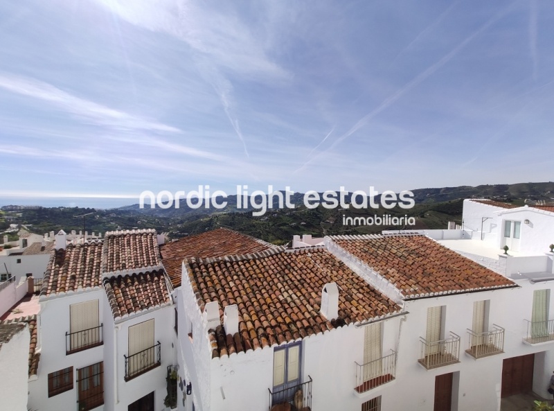 Similar properties Singular townhouse in the old centre of Frigiliana