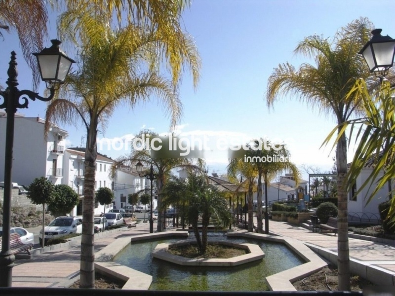 Similar properties Townhouse in Frigiliana with high potential