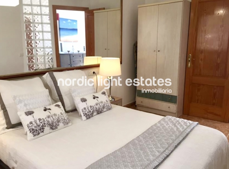 Apartamento en planta baja con gran terraza privada