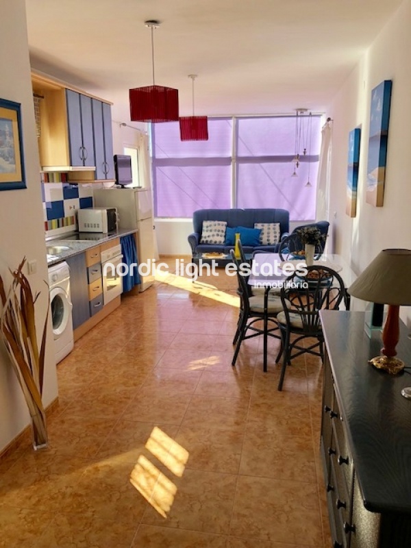 Apartamento en planta baja con gran terraza privada
