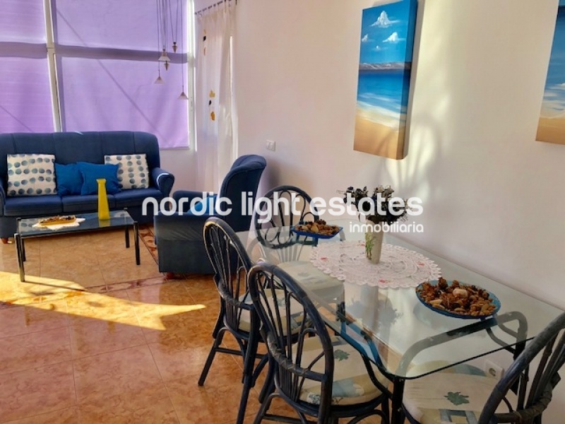 Apartamento en planta baja con gran terraza privada