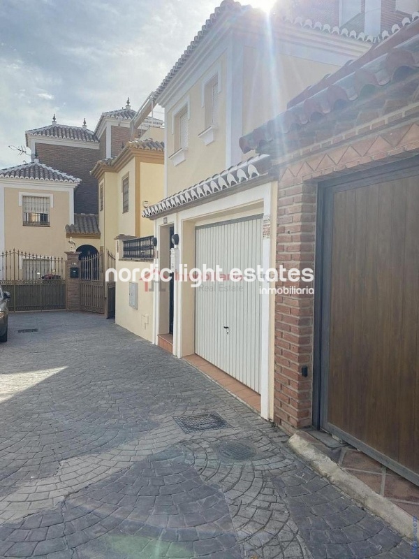 Similar properties Villa with pool in Nerja